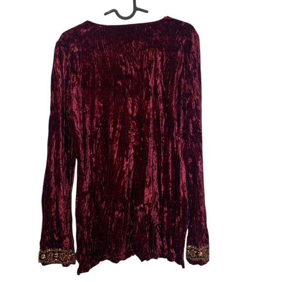 Page Womens Burgundy Beaded Detail V Neck Velvet Boho Medieval Whimsigoth Top M - Picture 7 of 8